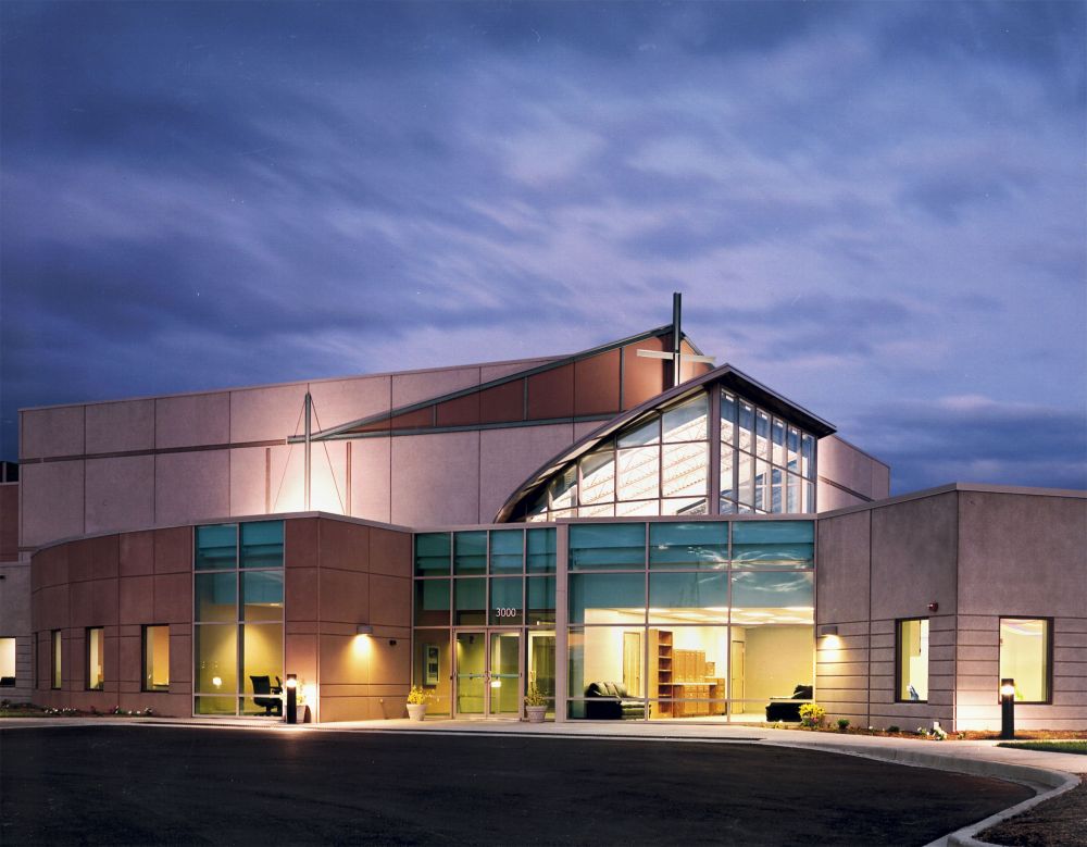 Exterior_night_brighter
